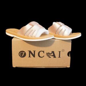 Oncai Rose Gold Slide Sandals Flat Lite Cushion Sole Women’s Size 7.5